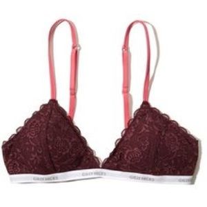 Hollister x GillyHicks Bralette removable pads NWT